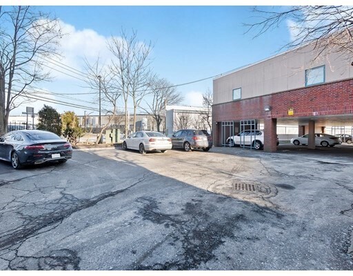 Foto del edificio - 175 Cottage St