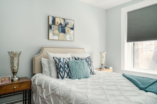 Building Photo - 116 Brook St