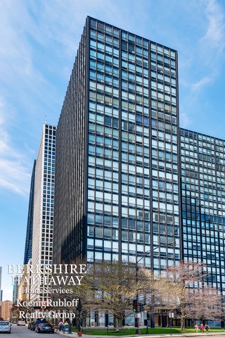 Foto principal - 860 N Lake Shore Dr