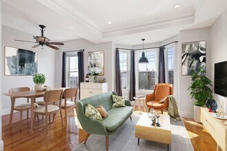 Building Photo - 502 Sumner St