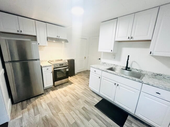 Foto del edificio - 25 R Auburn St