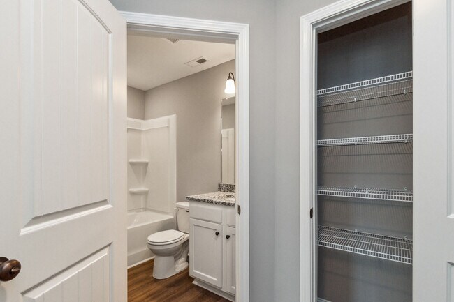 Foto del edificio - West Fork Crossings