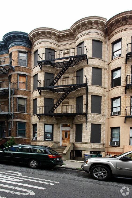 Building Photo - 340 14th St