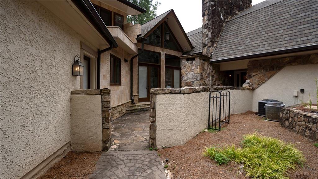 Foto principal - 1845 Brandon Hall Dr
