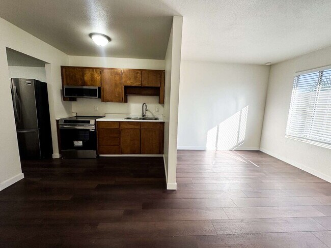 Building Photo - "Newly Renovated 1-Bed, 1-Bathroom Unit in Yuma"
