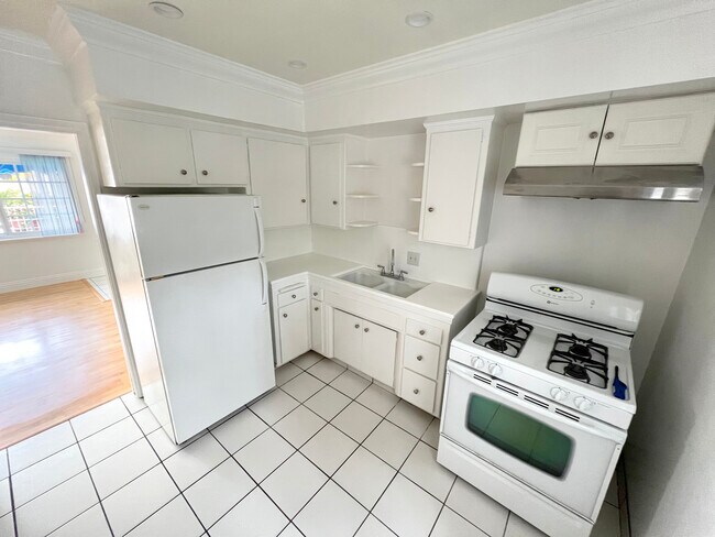 Foto del edificio - 8576 Holloway Dr