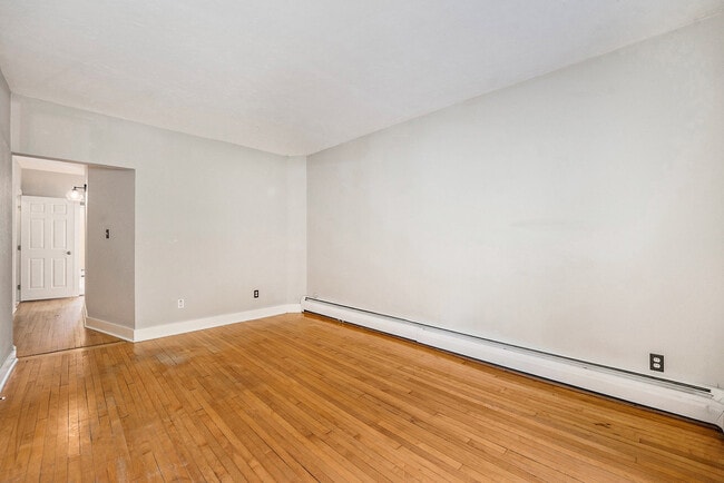 Building Photo - 1214 N Pearl St