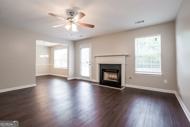 Building Photo - 2615 Thunder Basin Way