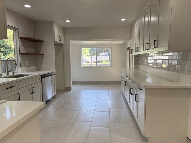 Foto del edificio - 688 Atchison St