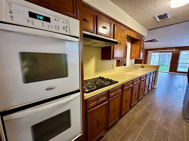 Foto del edificio - 16218 Cavendish Dr