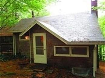 Building Photo - 633 Mast Rd