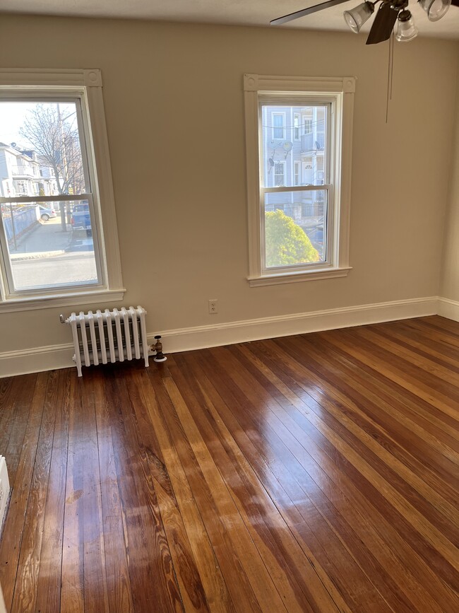 Sala de estar - 52 Rock Valley Ave