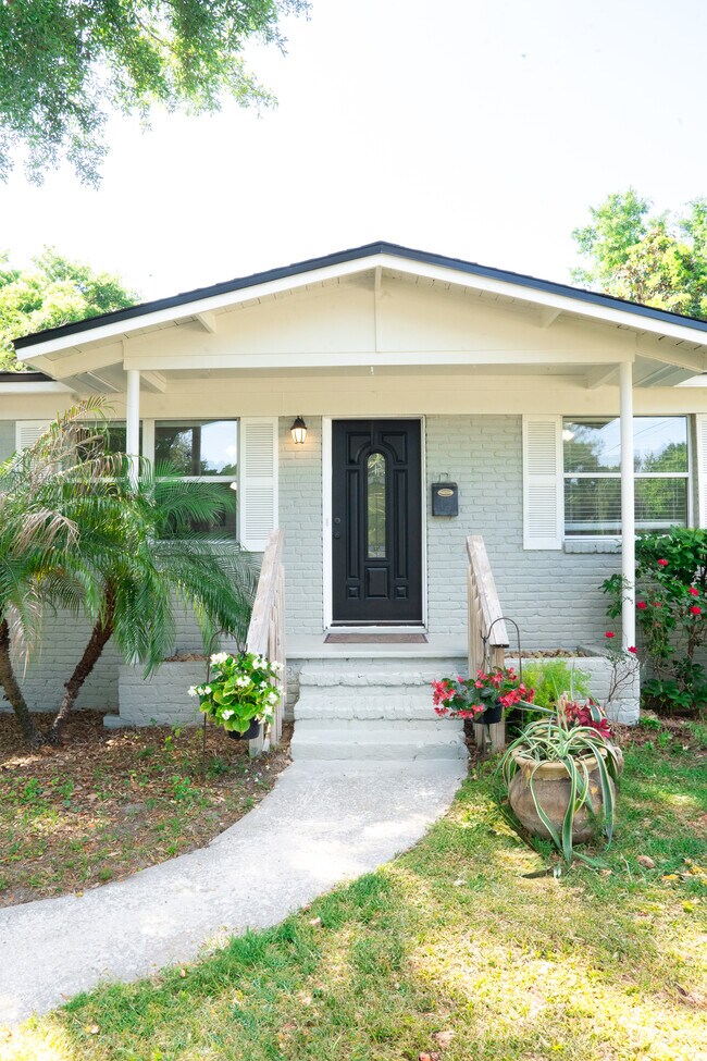 Foto del edificio - 10340 Jolynn Rd