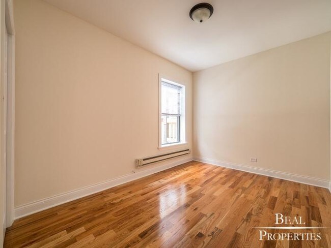 Foto del edificio - 1 bedroom in CHICAGO IL 60613