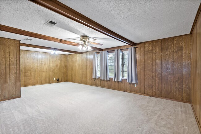 Building Photo - 3897 Zulch Rd