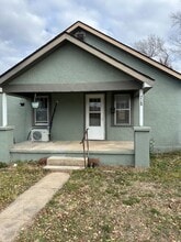 Building Photo - 718 S Adams Ave