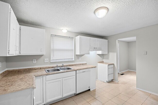 Foto del edificio - 4185 Willow Park Dr