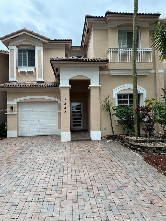Foto del edificio - 7343 NW 113th Ct