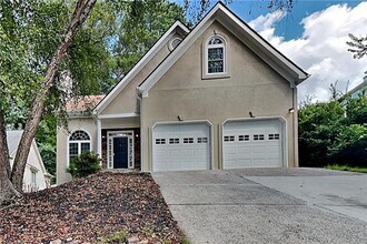 Building Photo - 145 Riversong Dr