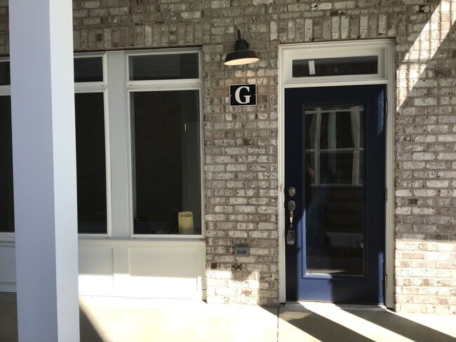 Building Photo - LIVE/WORK Arden Village Townhome in Columbia
