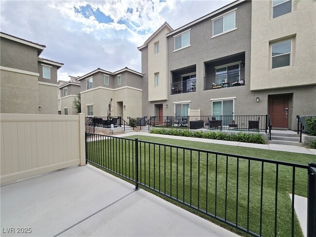Foto del edificio - 2843 Kona Blue Ln