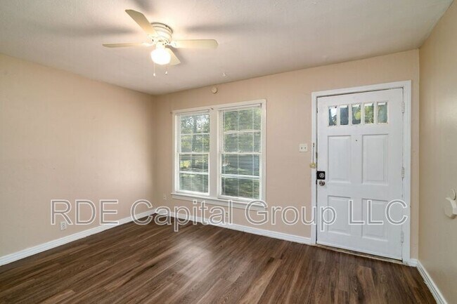 Building Photo - 6163 Brocks Ln