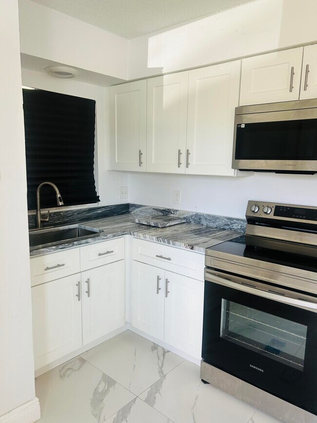 Foto del edificio - 1471 NW 20th St