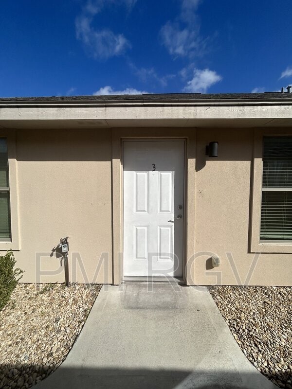 Foto del edificio - 1207 Upas Dr