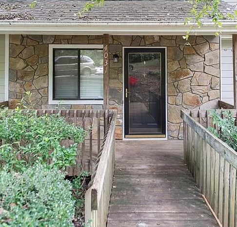 Building Photo - 4031 N Course Dr