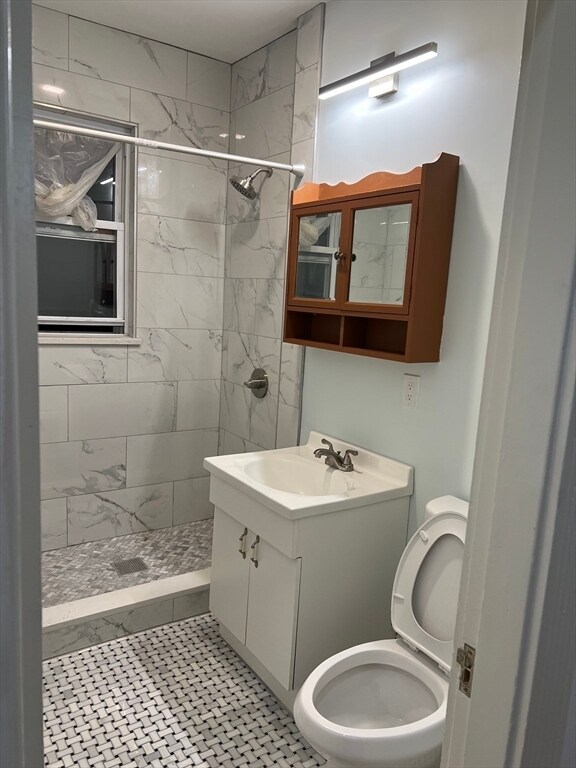 Building Photo - 38 Hawthorn Ave