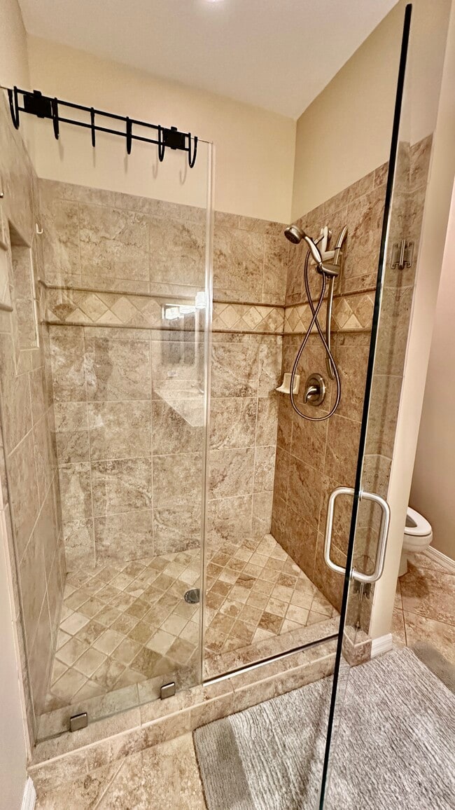 Building Photo - 3421 Pointe Creek Ct