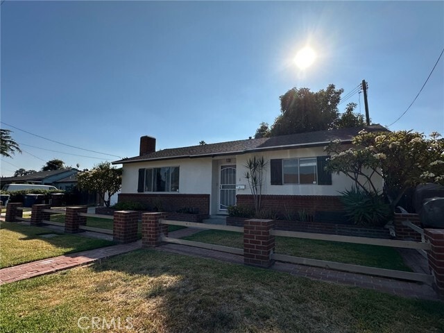 Foto del edificio - 4353 Huddart Ave
