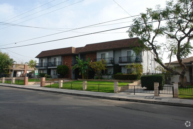 Building Photo - Windsor Apartments