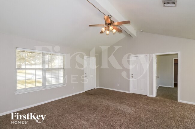 Foto del edificio - 7006 Dawn Bloom Ln