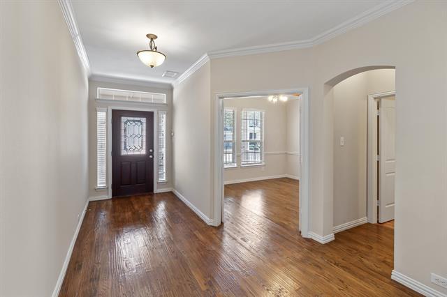 Foto del edificio - 4908 Rushden Rd