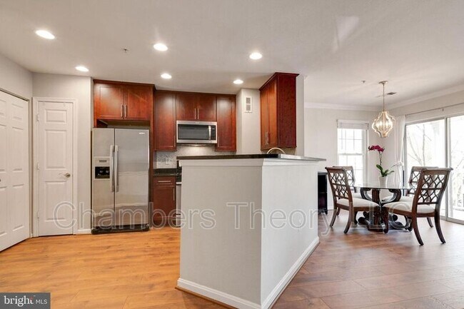 Building Photo - 12813 Fair Briar Ln