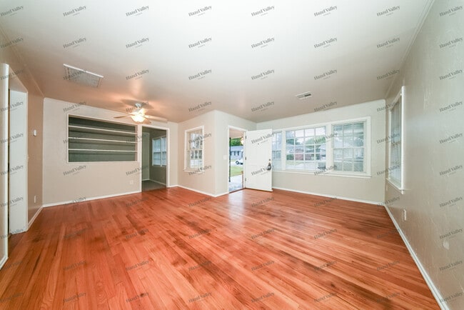 Foto del edificio - 3232 NW 47th St