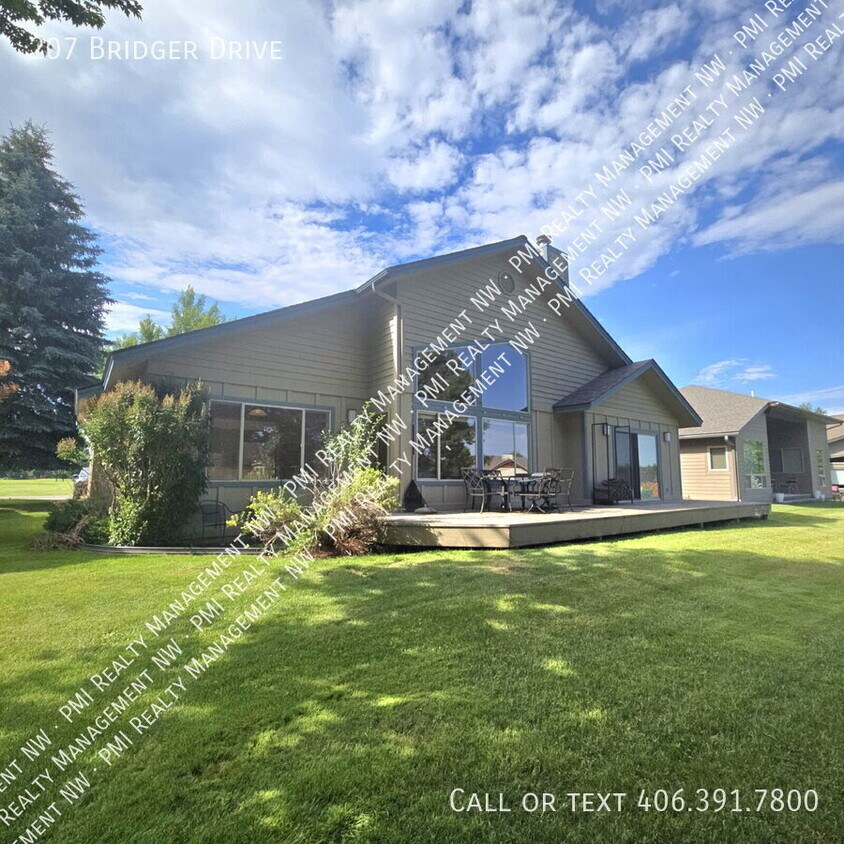 Foto principal - 207 Bridger Dr