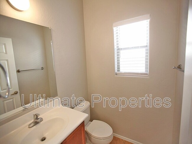 Foto del edificio - 17406 N 185th Ln