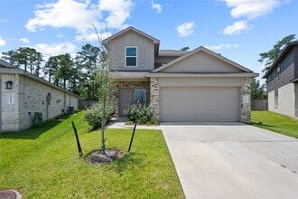 Building Photo - 5210 Twin Acorn Ct