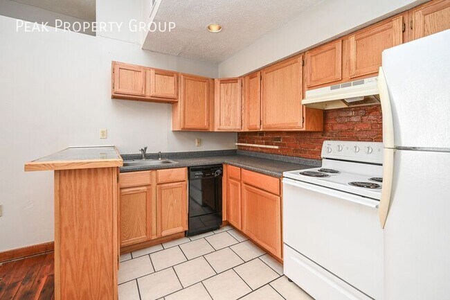 Photo - 3207 Vine St Apartment