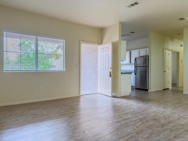 Building Photo - 5250 S Rainbow Blvd