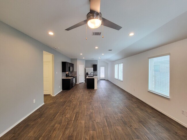 Building Photo - Welcome to your next home in the heart of Downtown Cleveland, Texas! This inviting 3-bedroom, 2-b...