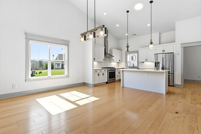 Building Photo - Modern 3-Bedroom Home in The Cottages at Avery Creek