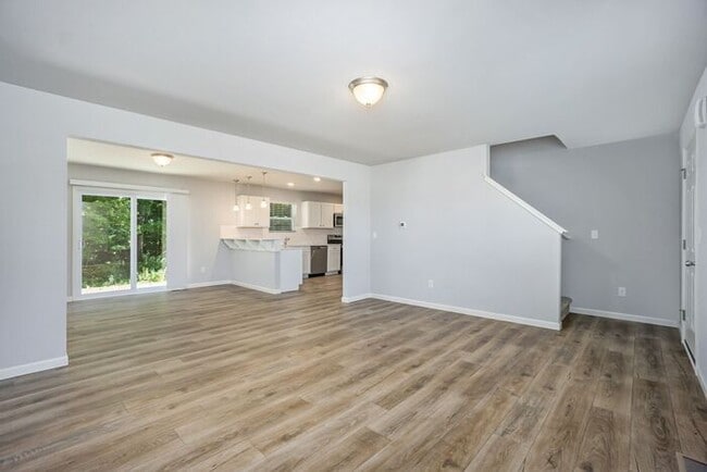 Building Photo - 7400 Sessile Cir