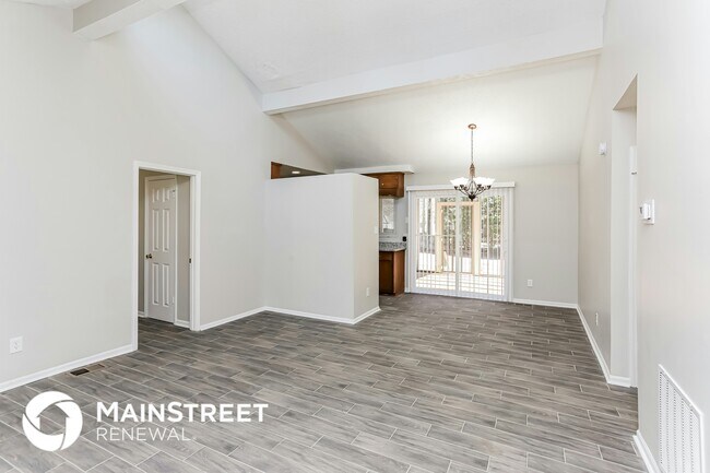 Foto del edificio - 3056 Gwinnstone Cir SW