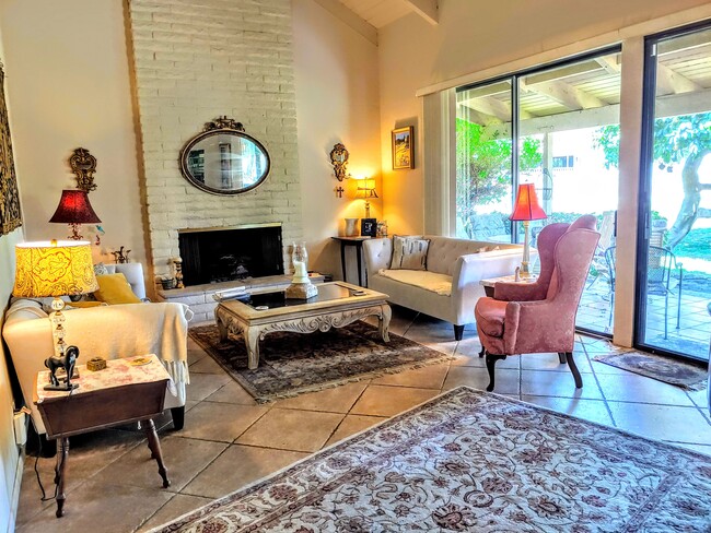 Comfy Living Room - 69940 Los Cocos Ct