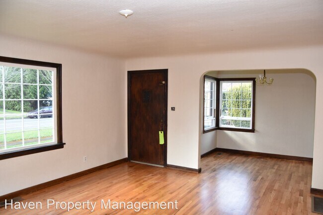 Building Photo - 3 br, 1 bath House - 4321 S Thompson Ave