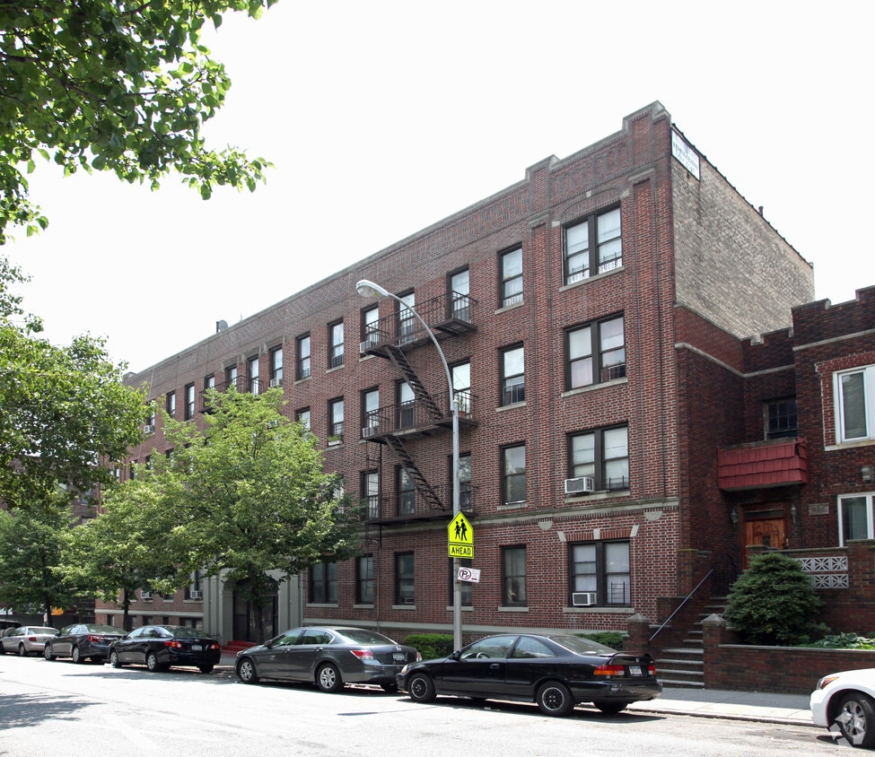 Building Photo - 836 Montgomery St