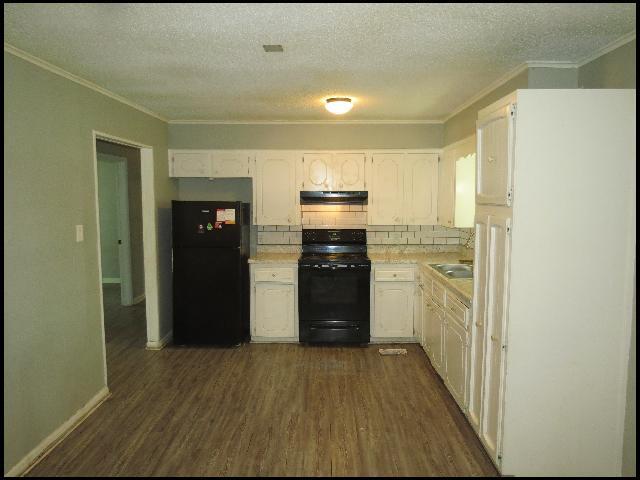 Foto del edificio - 1020 Towering Oaks Dr